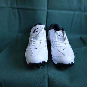 Mizuno 9Spike Classic G6 Cleats size 10